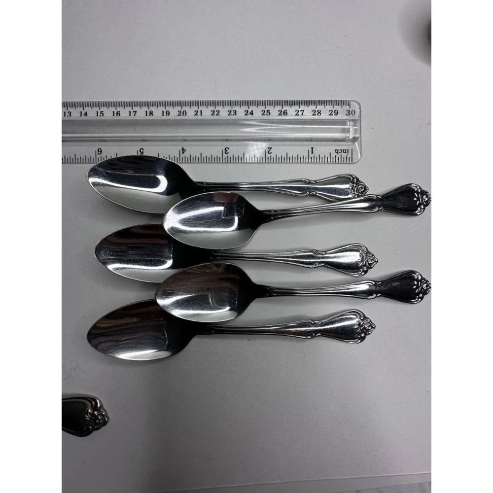 Oneida USA Arbor Rose Stainless Flatware Replacement Set Spoon Fork Knife 22 pc